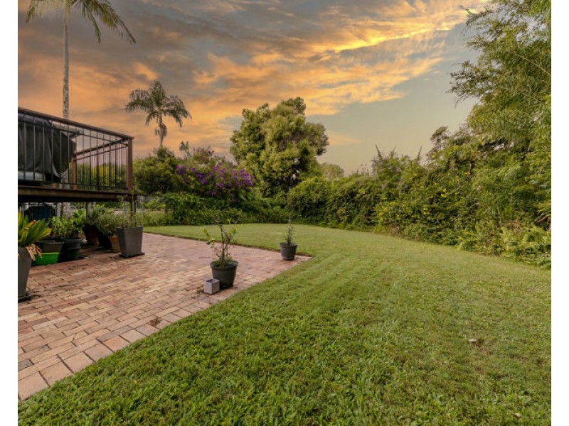 37 Oxleigh Crescent, Nambour QLD 4560