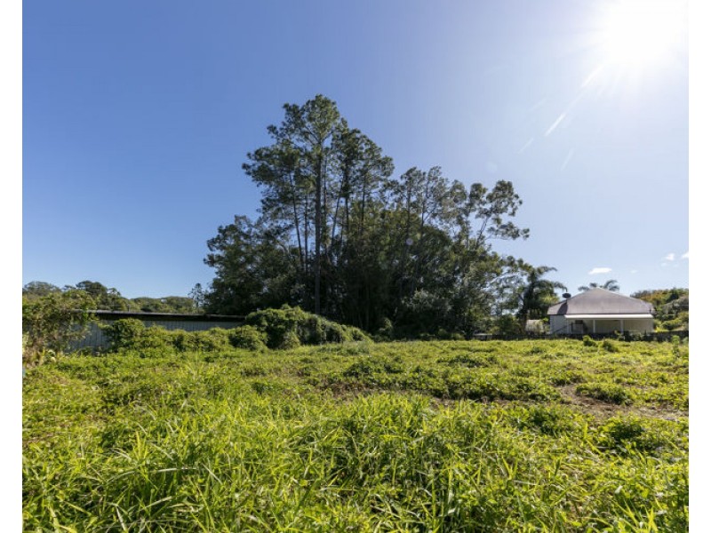 11A Hocking Street, Nambour QLD 4560