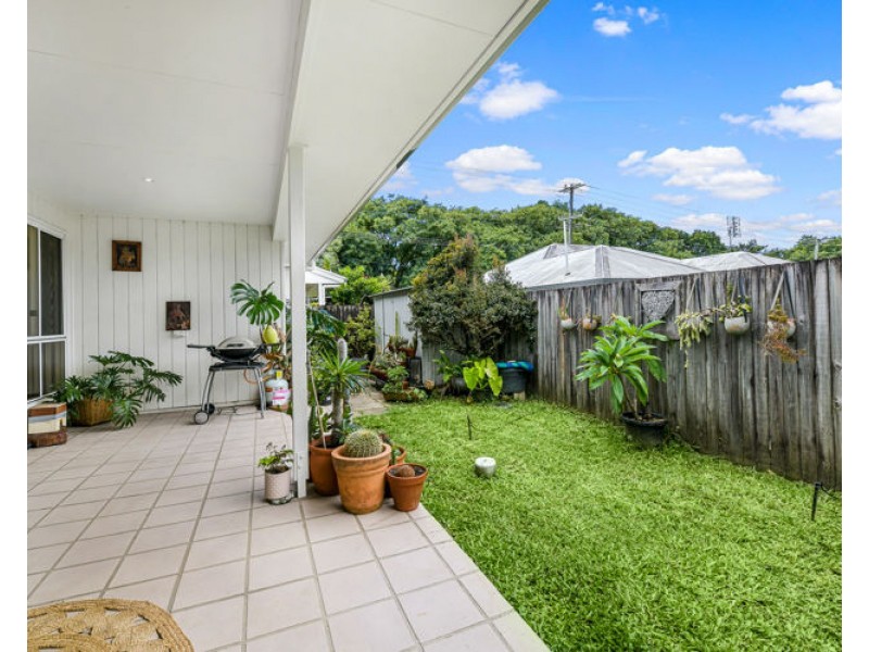 2/1 Pine Street, Nambour QLD 4560