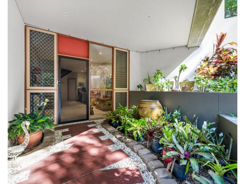 63 Lachlan Avenue, Nambour QLD 4560