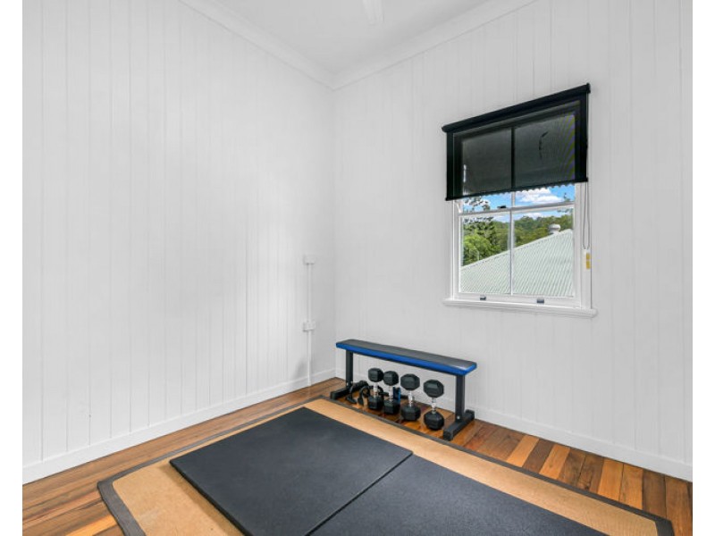 10 Hocking Street, Nambour QLD 4560