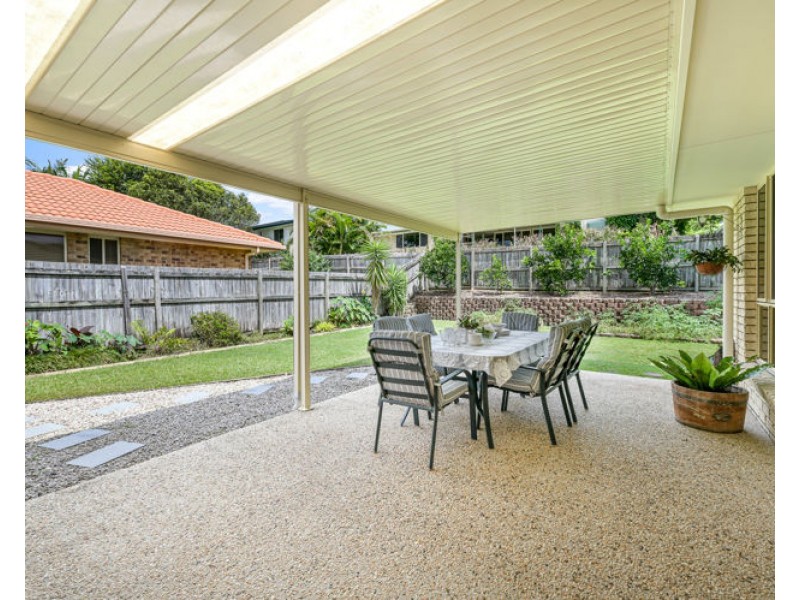 11 Robertson Drive, Burnside QLD 4560