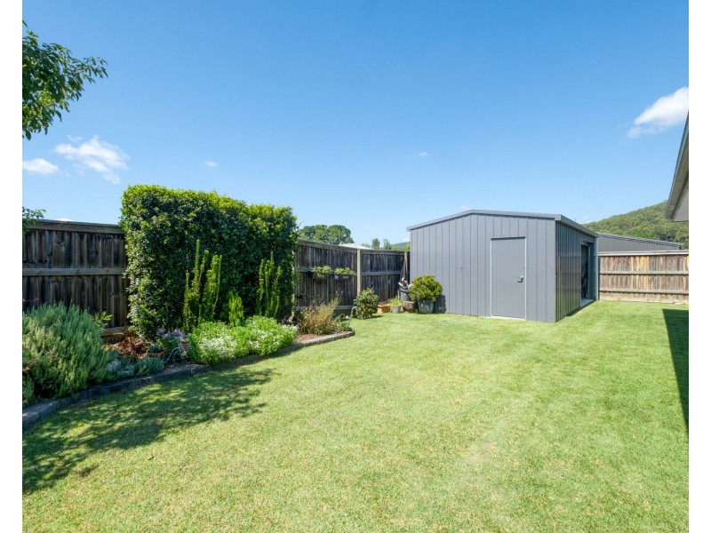 15 Fryar Crescent, Yandina QLD 4561