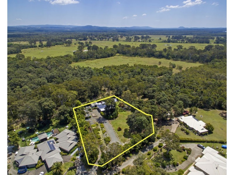 83 Edington Drive, Cooroibah QLD 4565