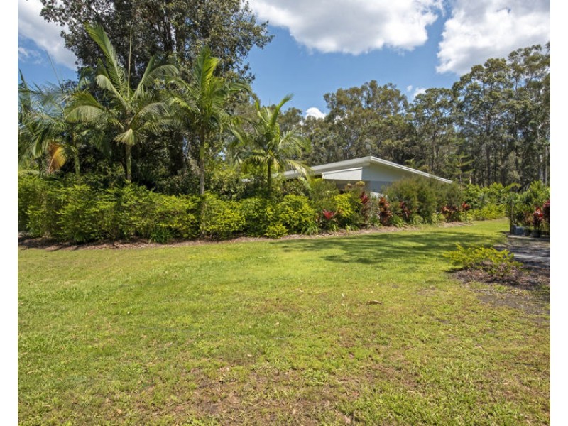 83 Edington Drive, Cooroibah QLD 4565