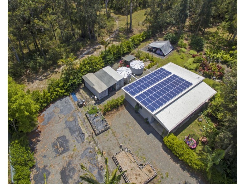 83 Edington Drive, Cooroibah QLD 4565
