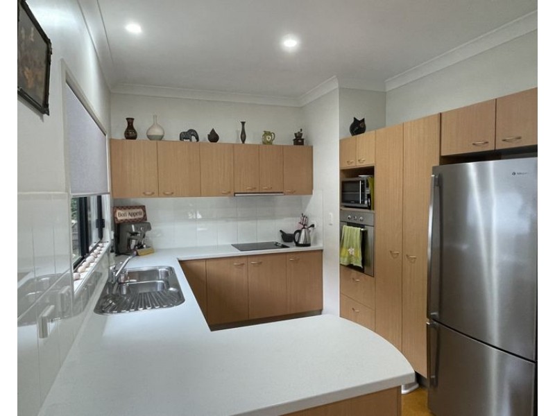 16/9A Washington Street, Nambour QLD 4560