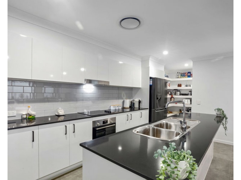 44 Paynter Park Drive, Woombye QLD 4559