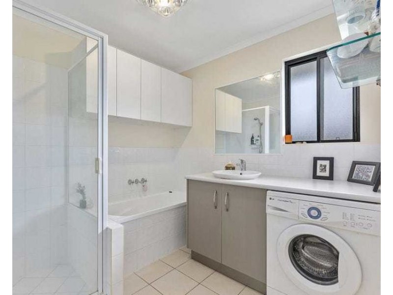 4/6A Low Street, Yandina QLD 4561