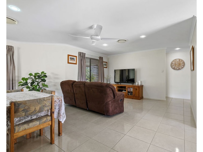 63 Robertson Drive, Burnside QLD 4560