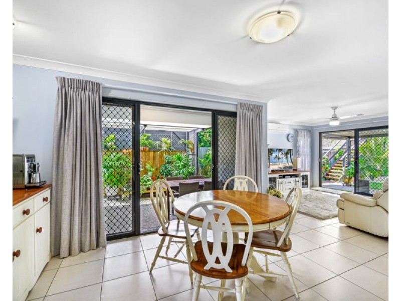 1/6 Betsy Way, Nambour QLD 4560
