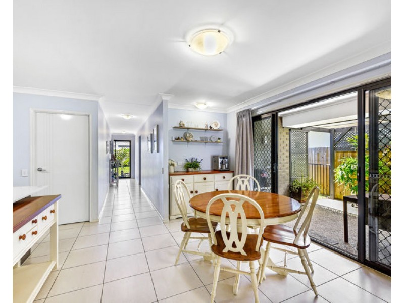 1/6 Betsy Way, Nambour QLD 4560