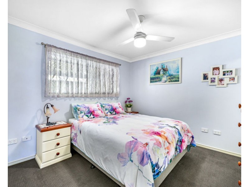 1/6 Betsy Way, Nambour QLD 4560