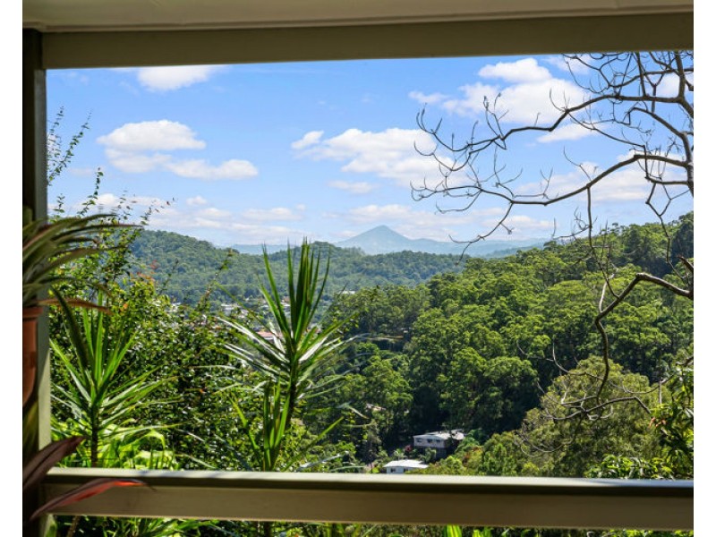 25 Panorama Drive, Nambour QLD 4560