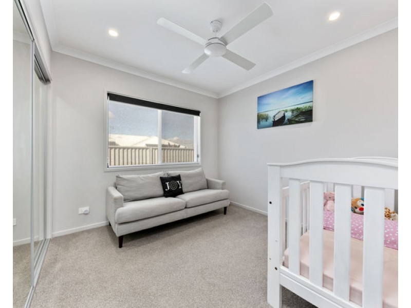 14 Reflection Court, Nambour QLD 4560