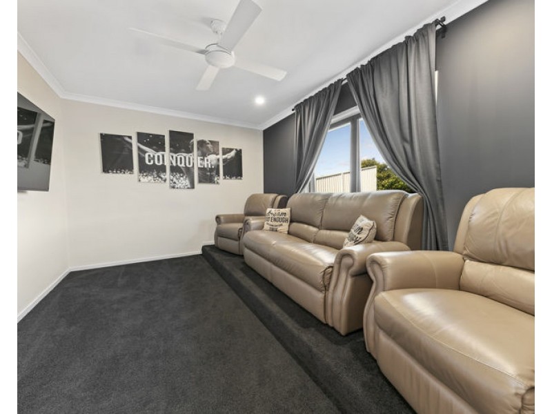 14 Reflection Court, Nambour QLD 4560