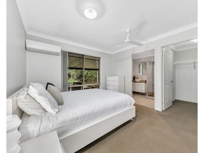 9 Charlton Court, Burnside QLD 4560