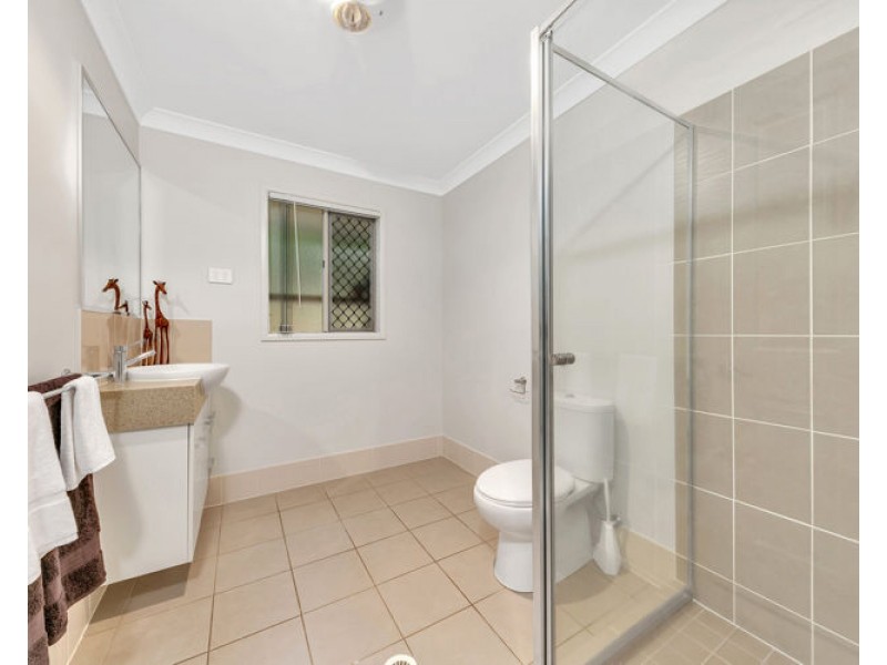 9 Charlton Court, Burnside QLD 4560