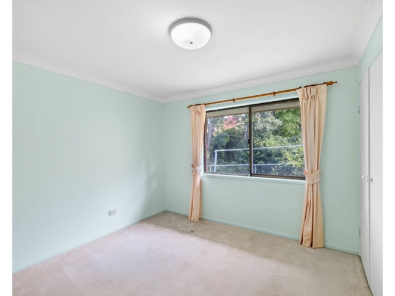 10 Kentia Street, Highworth QLD 4560