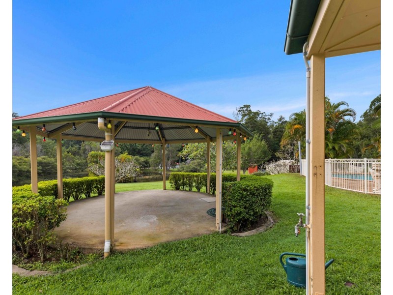 16 Gallaghers Road, Tanawha QLD 4556
