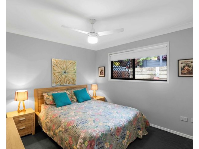 2/6 Betsy Way, Nambour QLD 4560