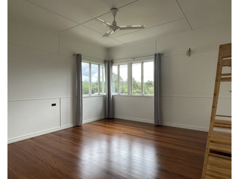 33 Fairmeadow Road, Nambour QLD 4560