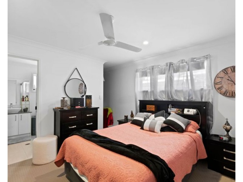 13 Jarrah Way, Landsborough QLD 4550