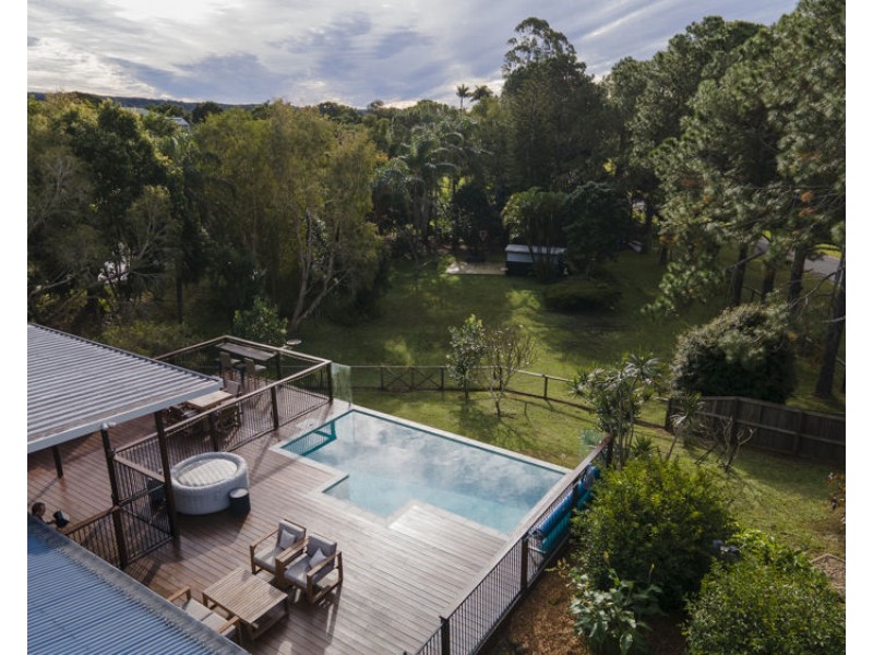 10 Angus Crescent, Kureelpa QLD 4560
