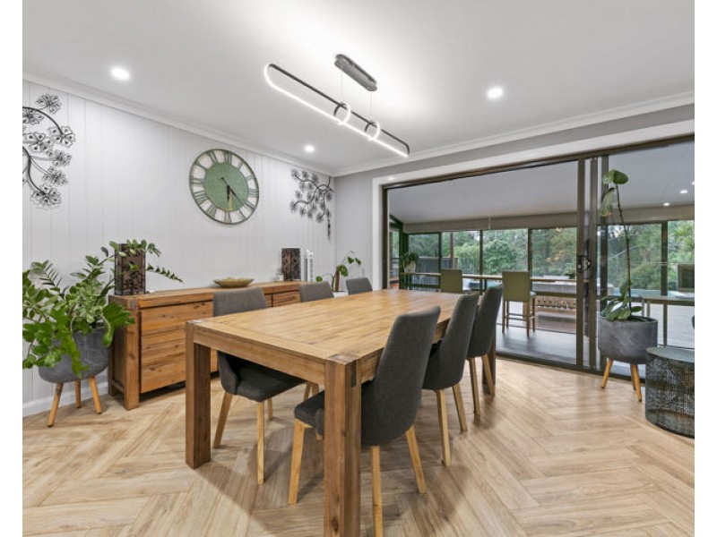 10 Angus Crescent, Kureelpa QLD 4560