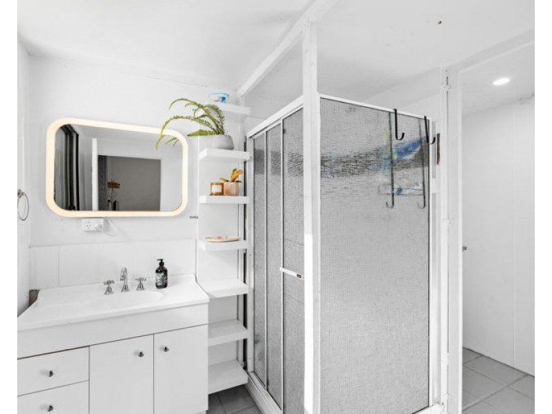 71 Towen Mount Road, Towen Mountain QLD 4560