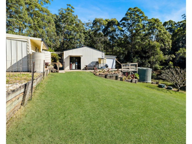 71 Towen Mount Road, Towen Mountain QLD 4560
