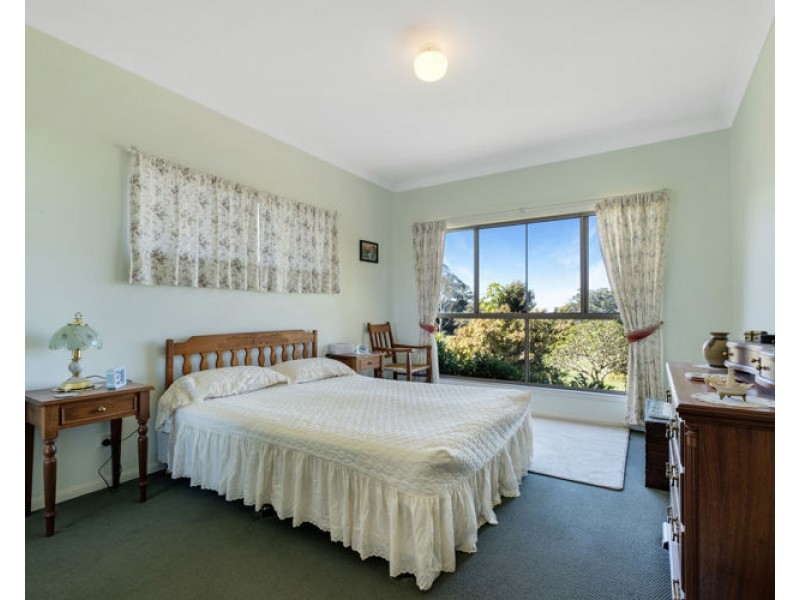 105 Flaxton Drive, Mapleton QLD 4560