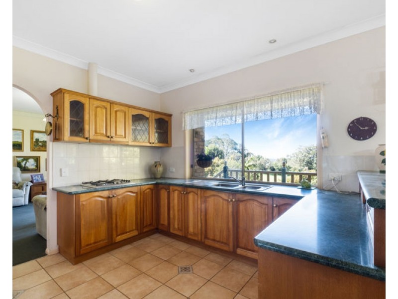 105 Flaxton Drive, Mapleton QLD 4560