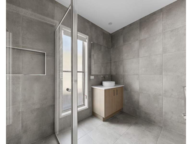 1/5 Jeanette Avenue, Nambour QLD 4560