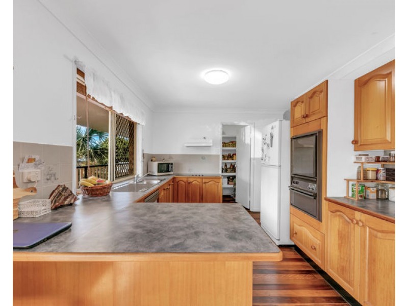 16 Birdwood Street, Burnside QLD 4560