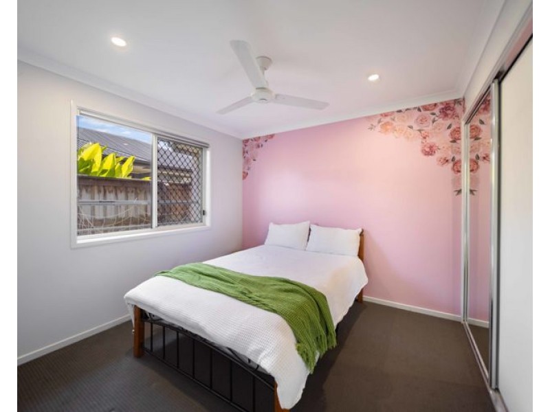 1 Creekside Circuit, Nambour QLD 4560