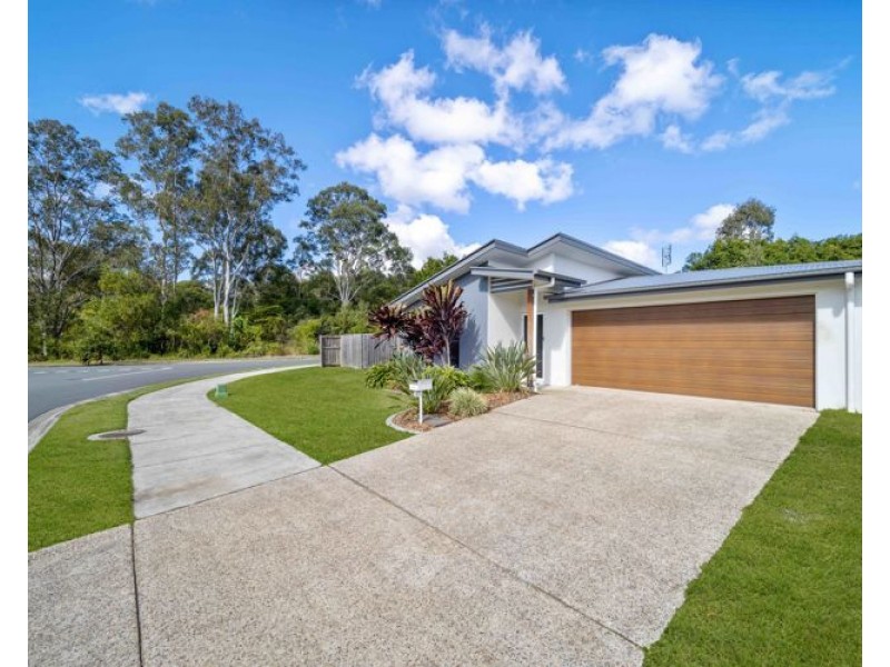 1 Creekside Circuit, Nambour QLD 4560