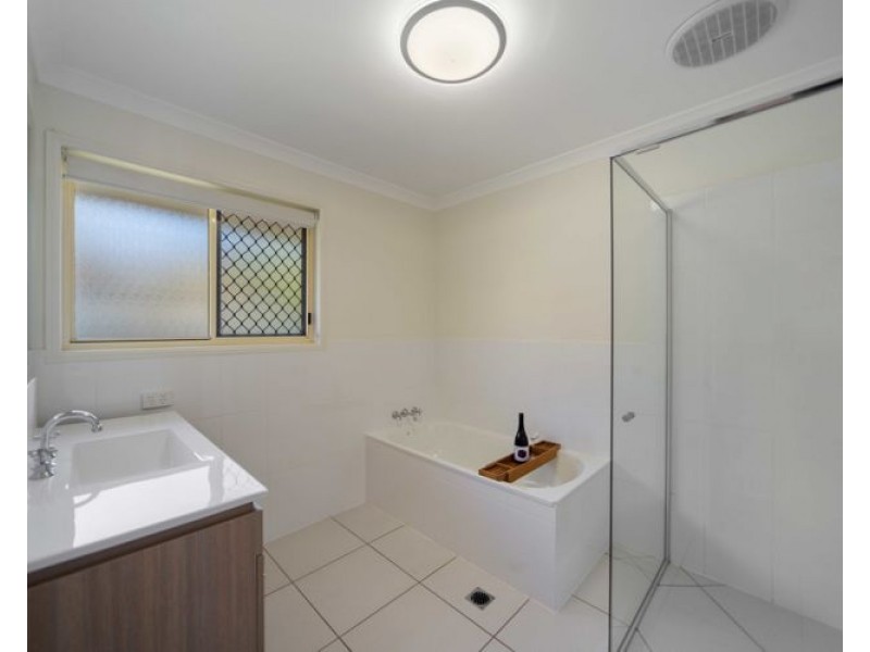 12 Camelia Court, Palmwoods QLD 4555