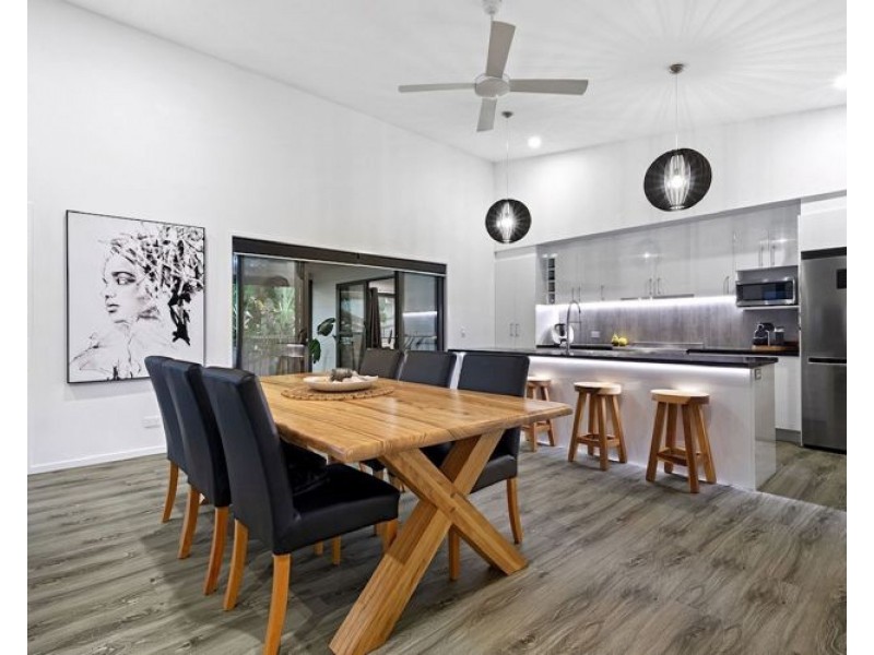 5 Emma Perren Drive, Nambour QLD 4560