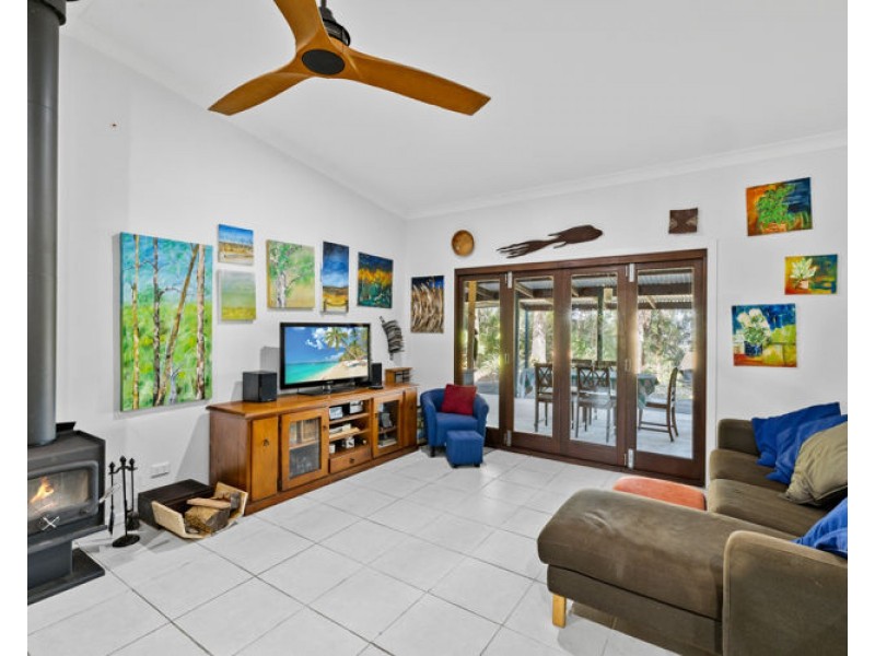 206 Burnside Road, Perwillowen QLD 4560