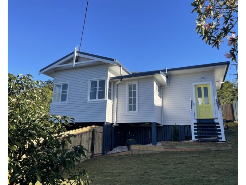 4 Doolan Street, Nambour QLD 4560