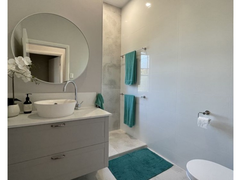 4 Doolan Street, Nambour QLD 4560