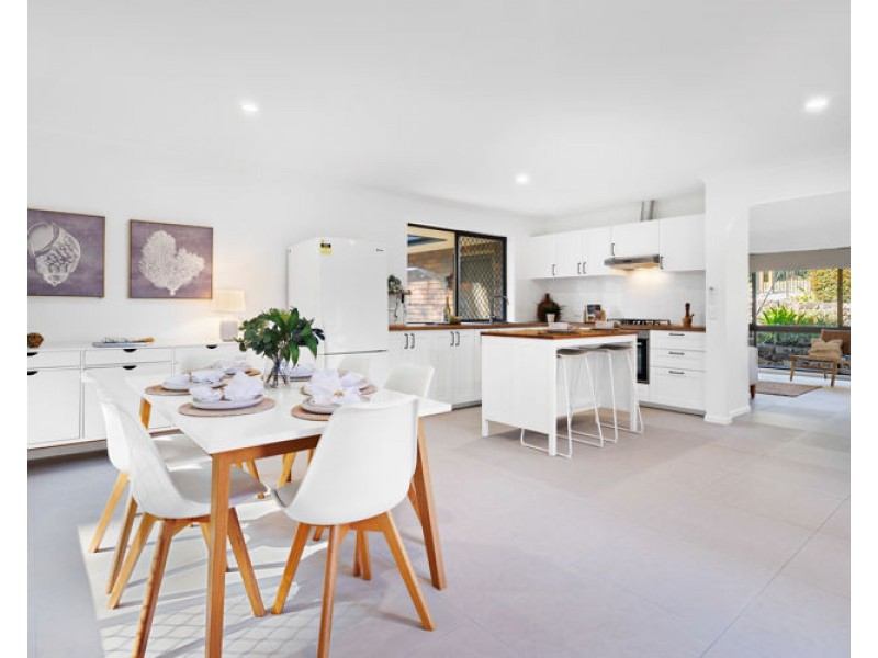 21 Spring Myrtle Avenue, Nambour QLD 4560