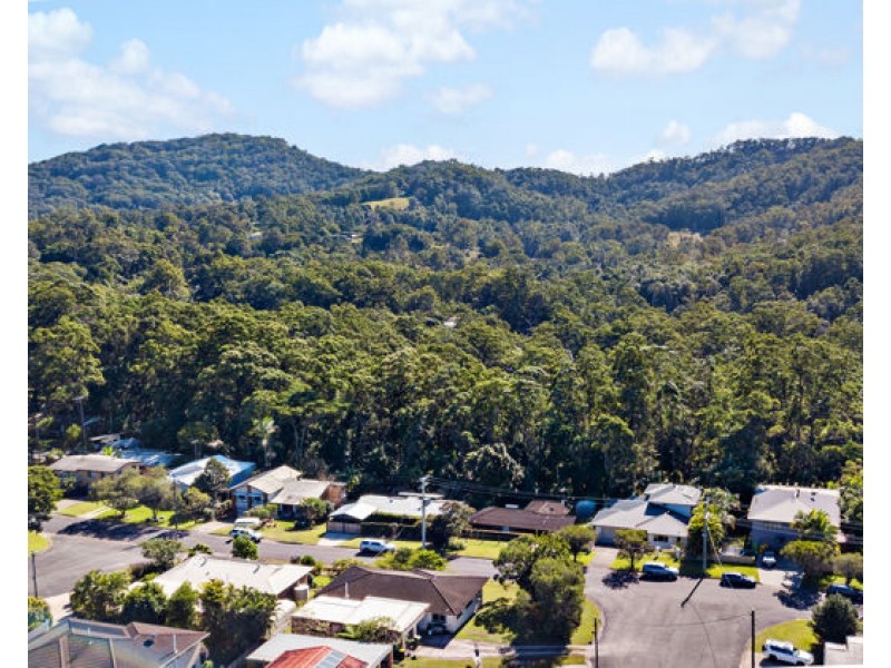 21 Spring Myrtle Avenue, Nambour QLD 4560
