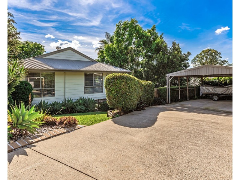6 Benji Court, Nambour QLD 4560