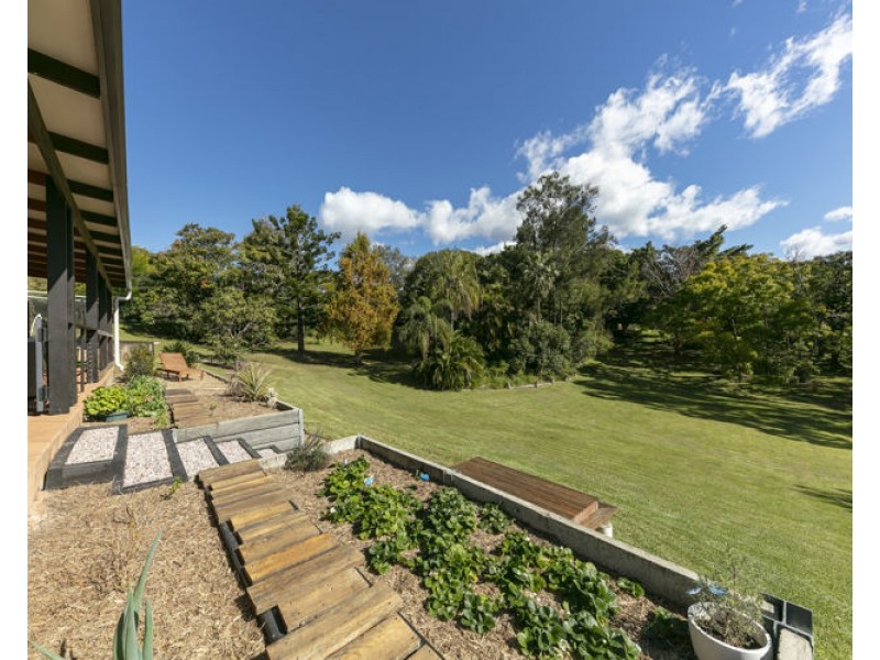 20-22 Angus Crescent, Kureelpa QLD 4560