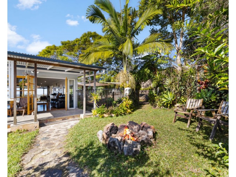 205 Coes Creek Road, Coes Creek QLD 4560
