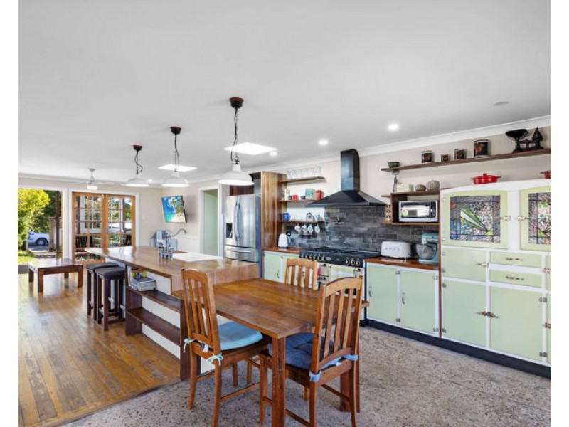 205 Coes Creek Road, Coes Creek QLD 4560