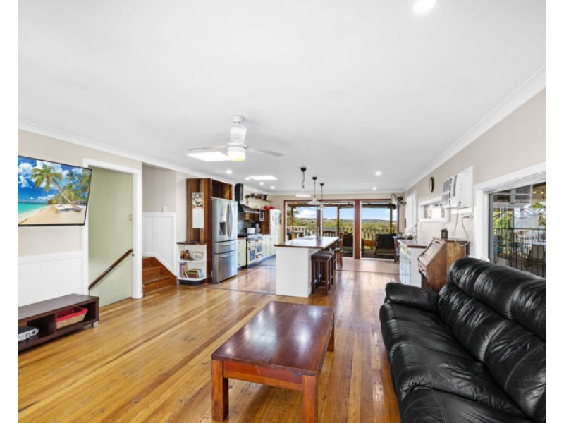 205 Coes Creek Road, Coes Creek QLD 4560