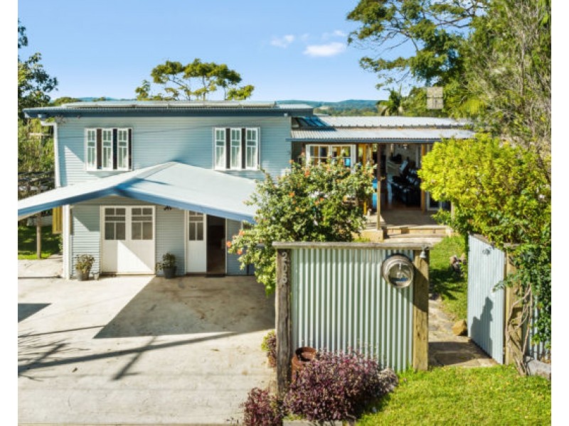 205 Coes Creek Road, Coes Creek QLD 4560